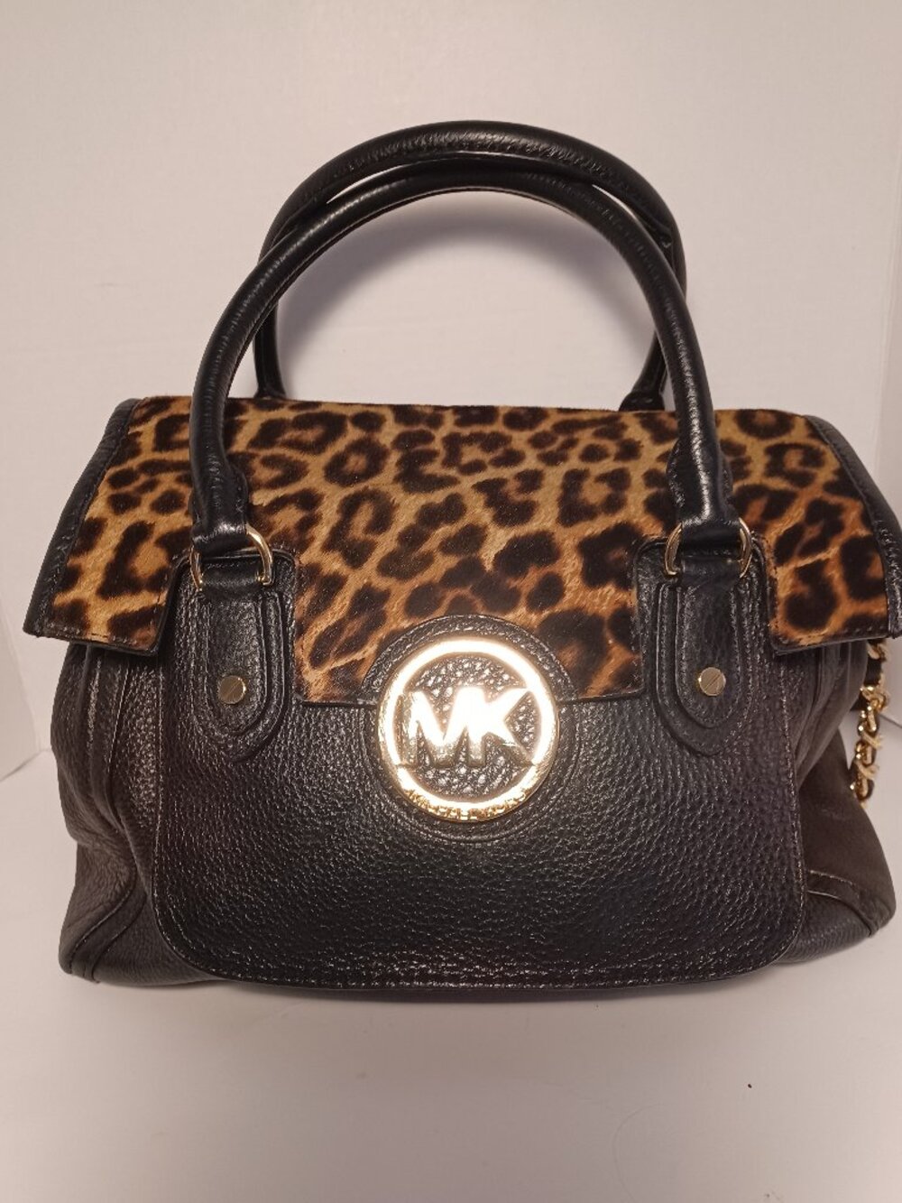 MICHAEL KORS BLACK SATCHEL WITH ANIMAL PRINT